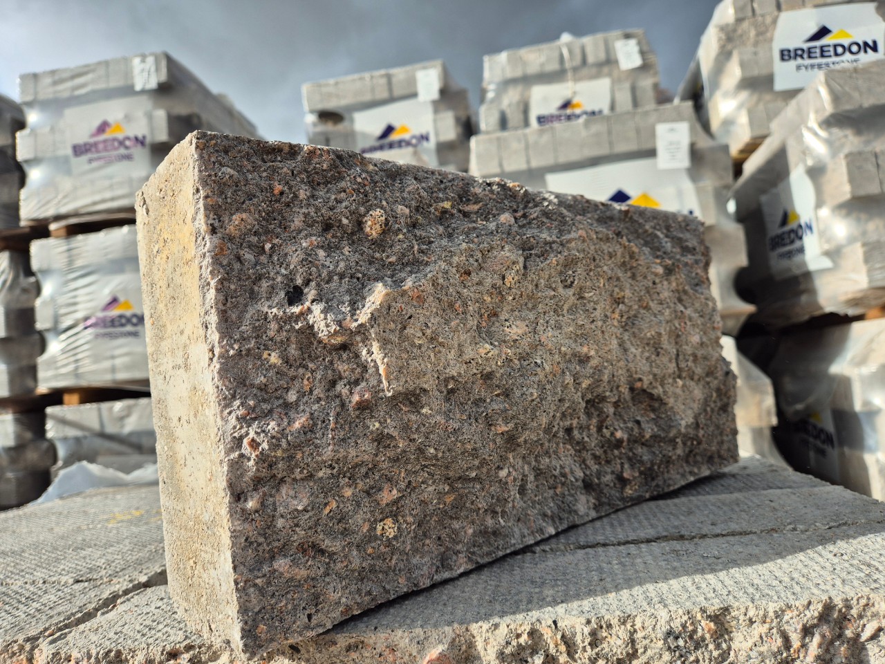 Fyfestone Elite Bullnosed